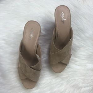 Charles David Latrice Slip On Tan Wedge